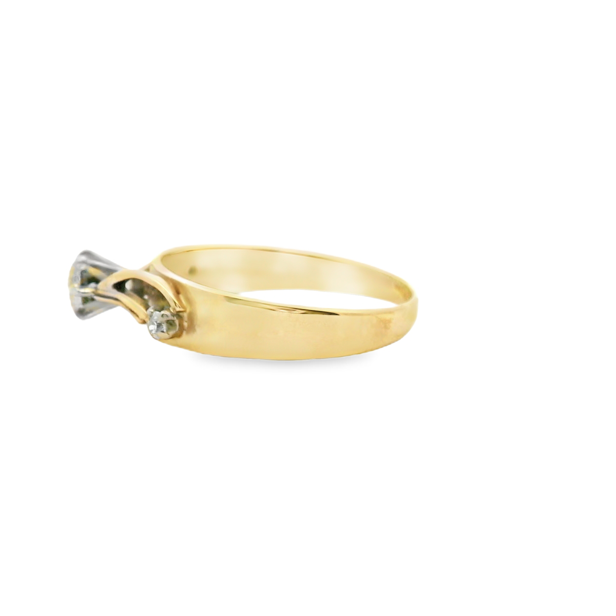 Estate 9ct Yellow Gold Diamond Solitaire Ring