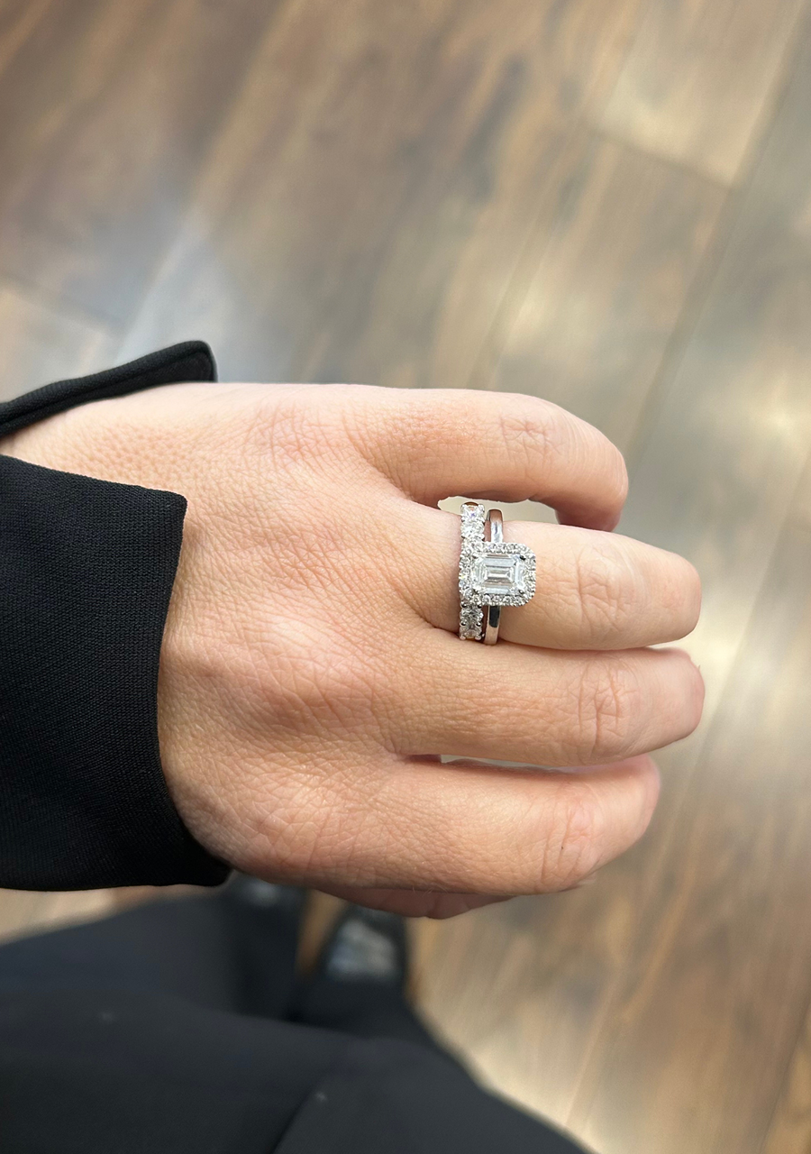 Lab Grown Diamond Halo 10ct White Gold Ring