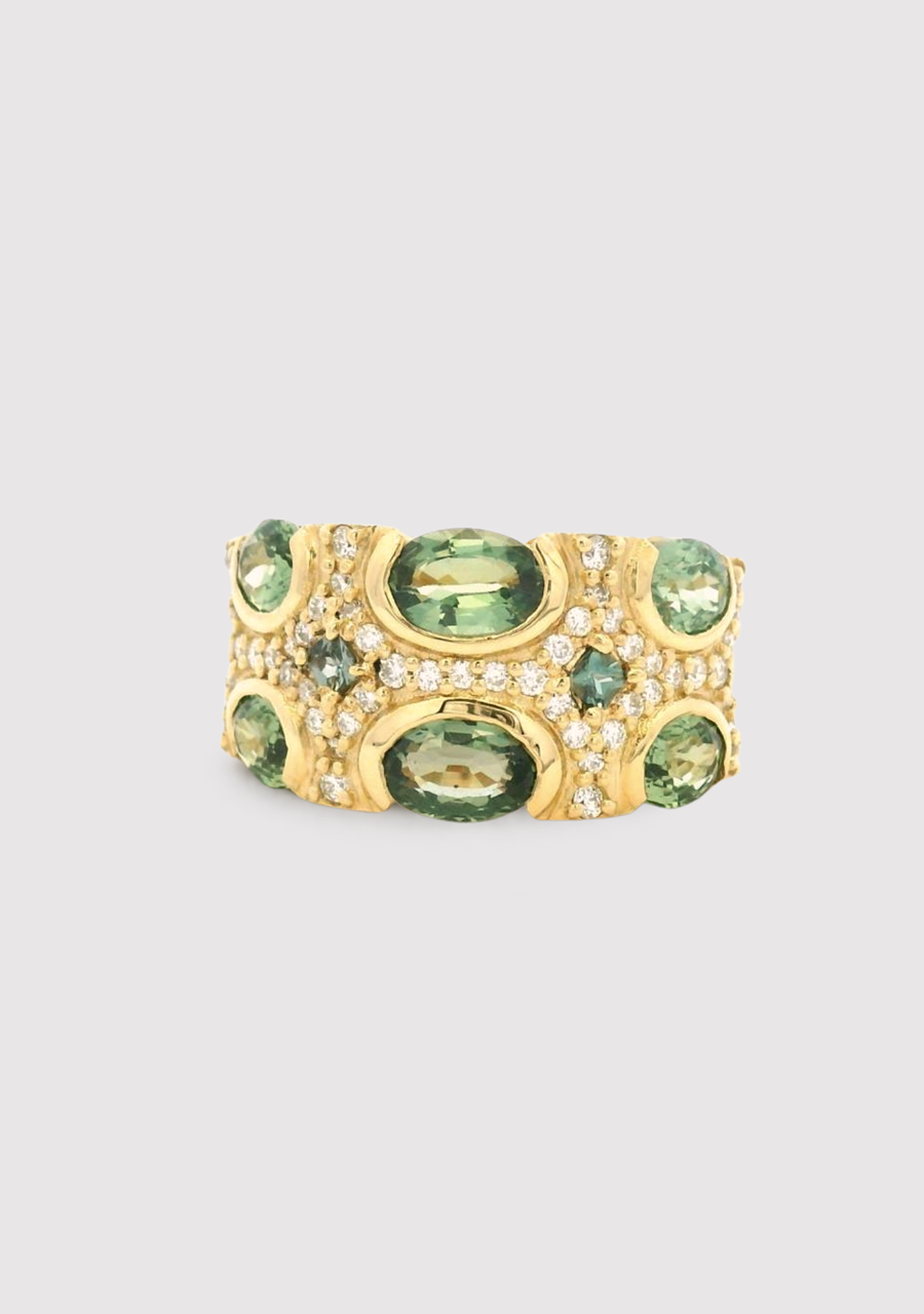 Green Sapphire & Diamond Ring in 18ct Yellow Gold