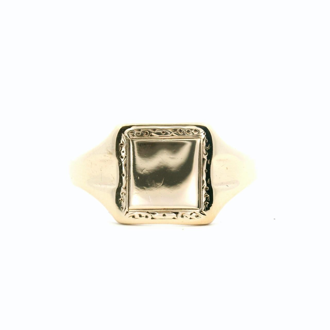 Estate 9ct Yellow Gold Signet Ring
