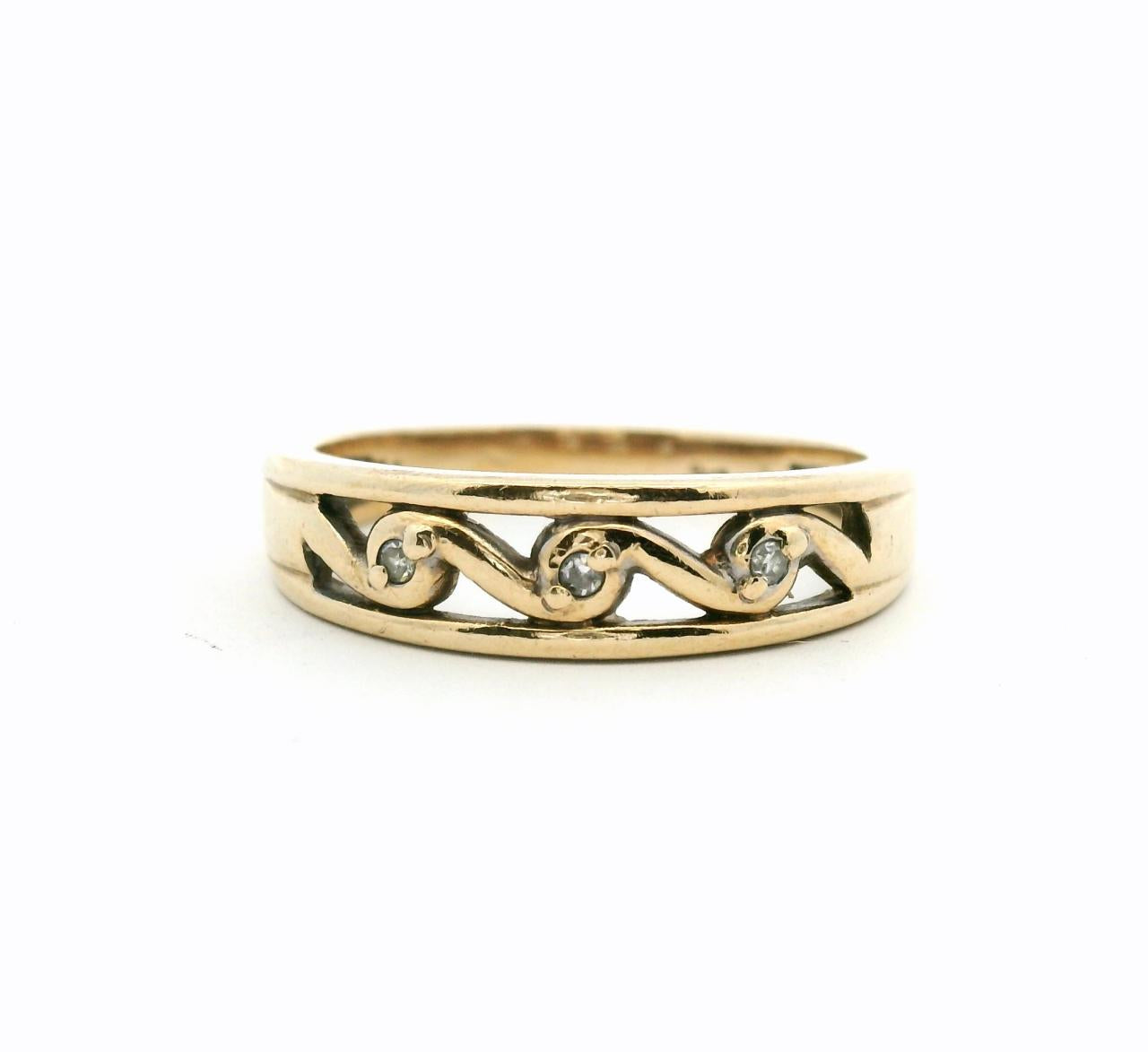 Estate 9ct Yellow Gold Diamond Wave Band