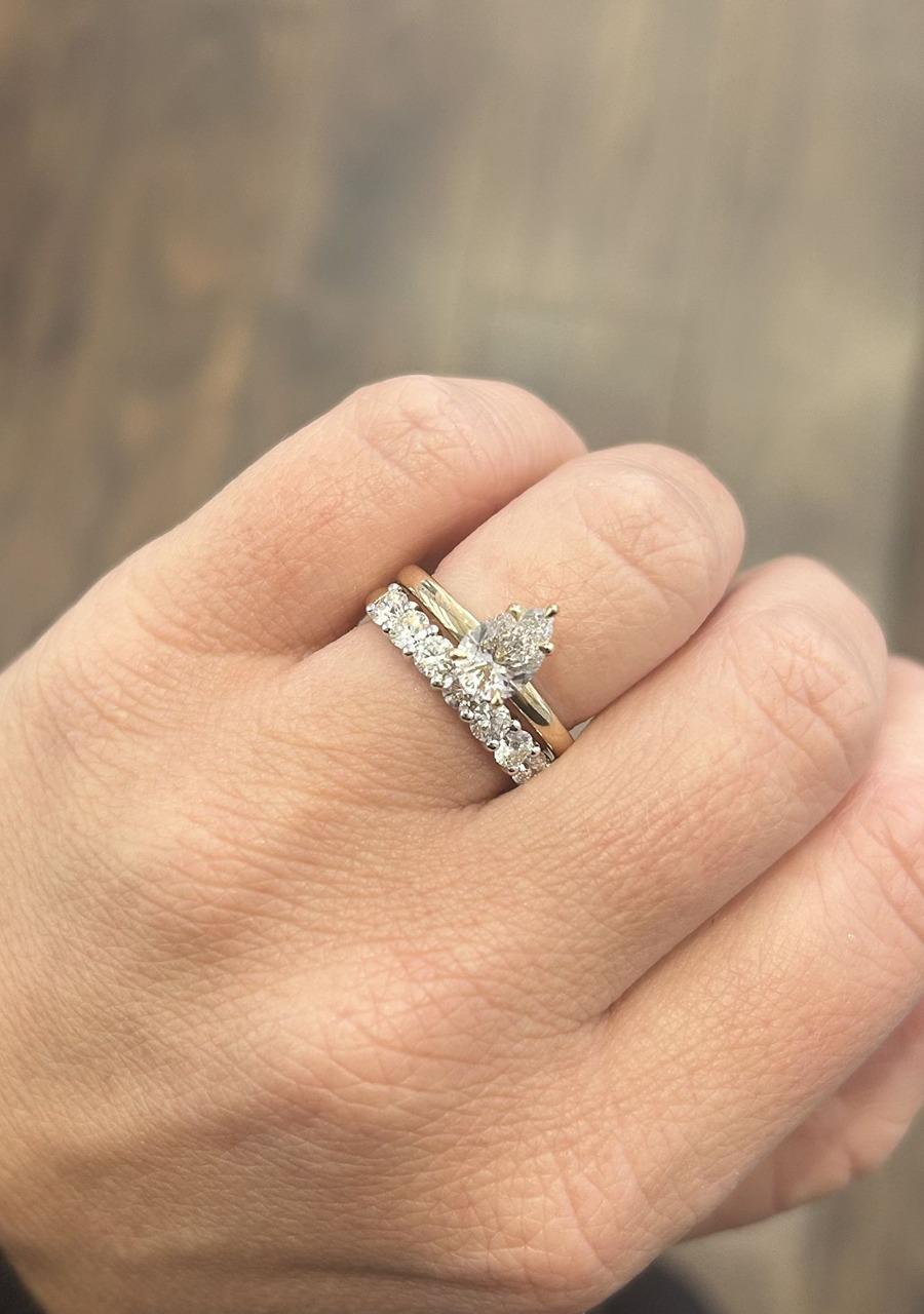 9ct Yellow Gold Pear Cut Laboratory Grown Diamond Ring