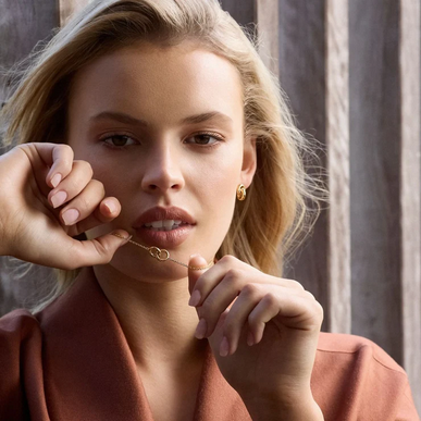 Najo Sterling Silver Embrace Necklace