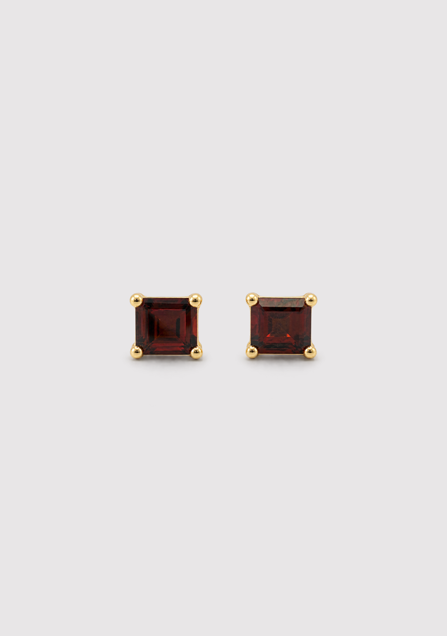 Garnet 9ct Yellow Gold 5mm Stud Earrings