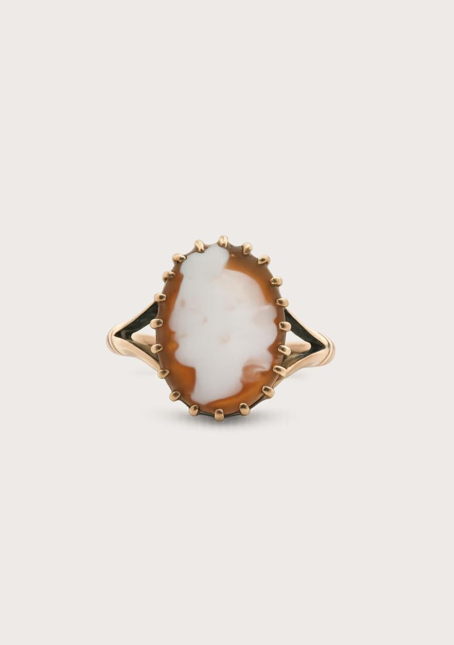 Estate 9ct Rose Gold Cameo Ring Ring Size: M Weight: 2.02g