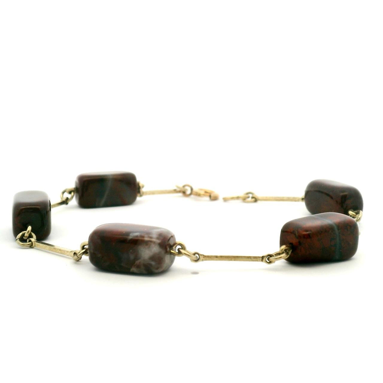 Estate 9ct Yellow Gold Red Agate Bracelet Bracelet Length: 21cm Weight: 12.10g