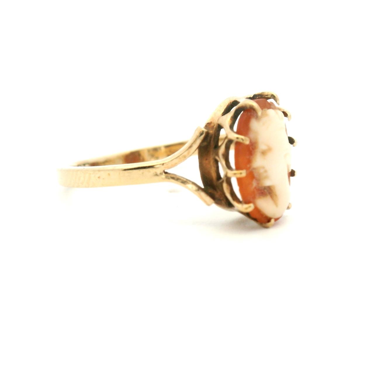 Estate 9ct Yellow Gold Cameo Ring