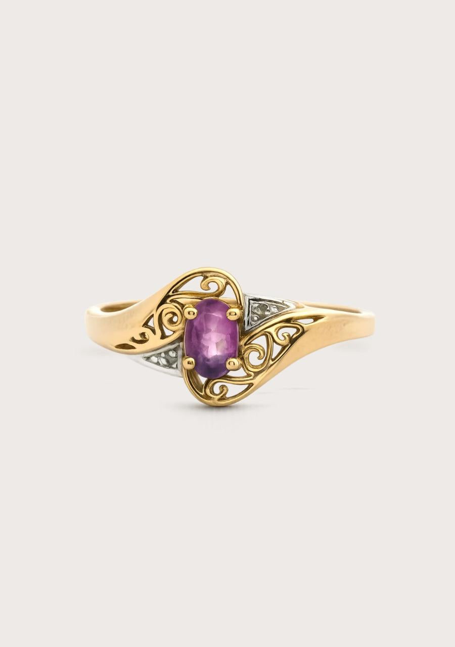 Estate 9ct Yellow Gold Amethyst & Diamond Ring