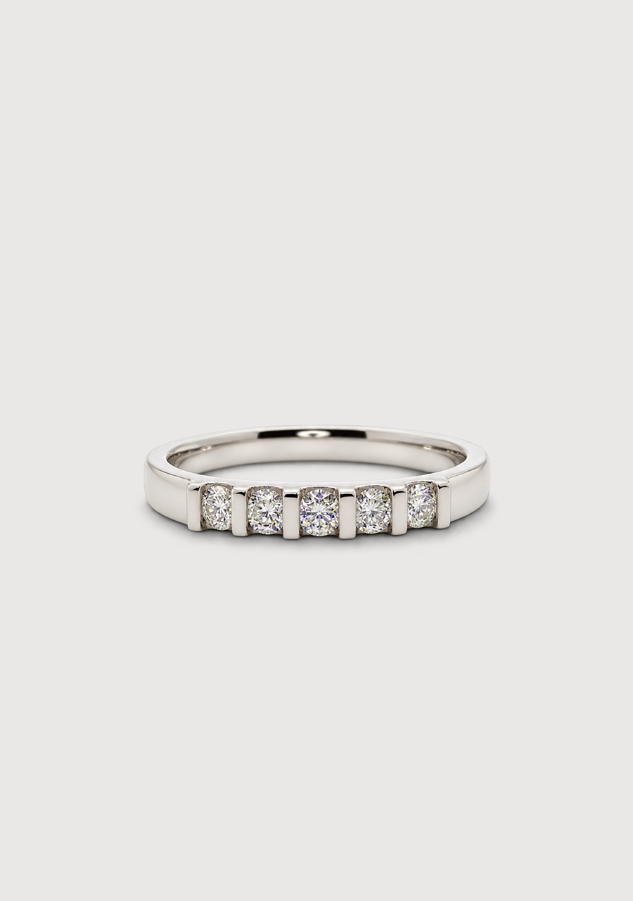 18ct White Gold Five Stone Diamond Ring