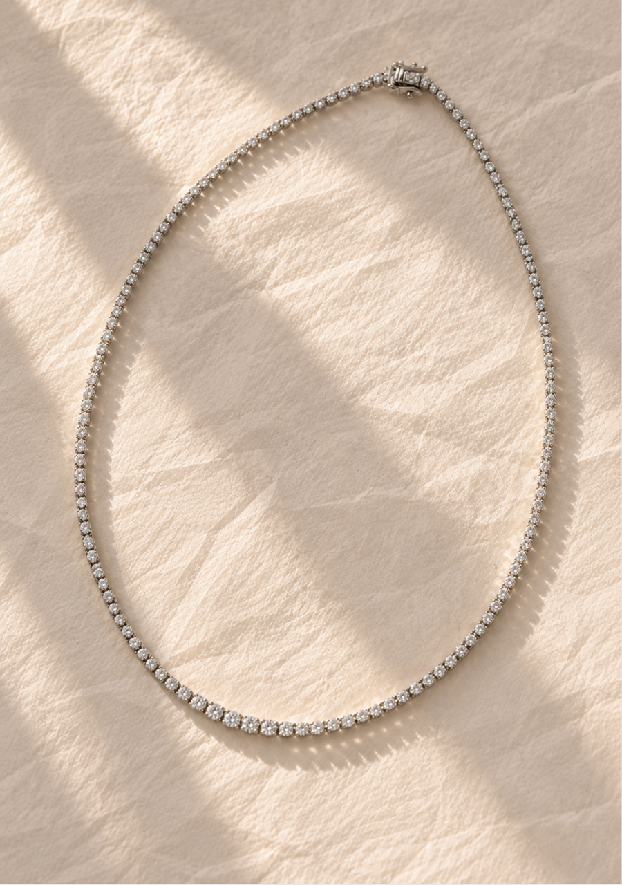 18ct White Gold Graduated Diamond 2ct Tennis Necklace