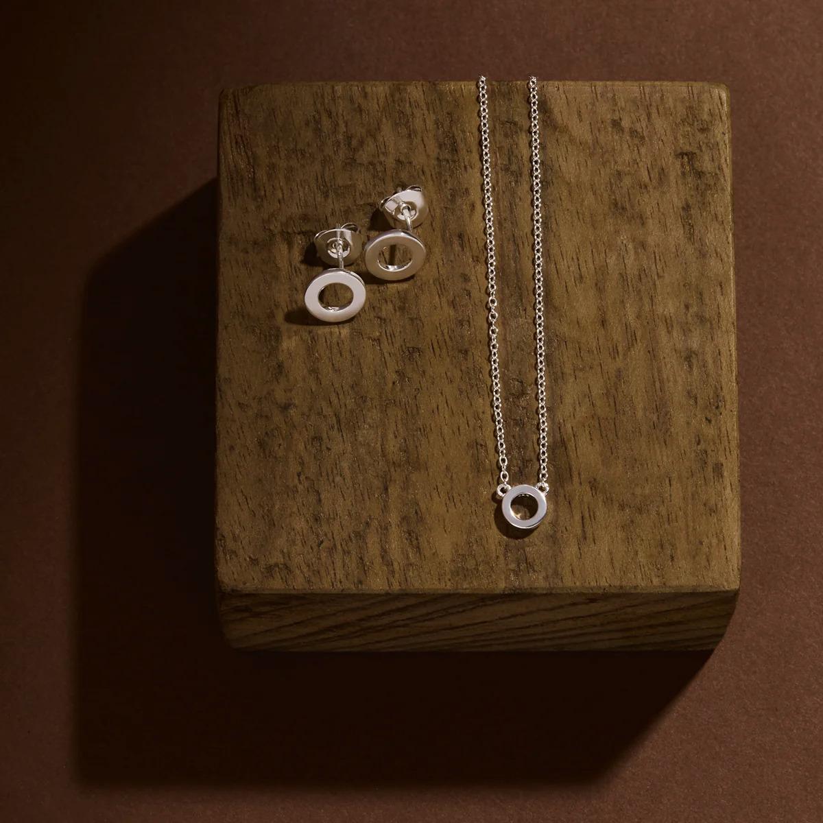 Najo Sterling Silver Sola Stud Earrings