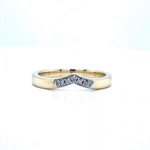 9ct Yellow Gold Diamond V Shape Ring