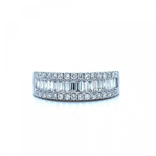 18ct White Gold Baguette & Round Diamond Ring