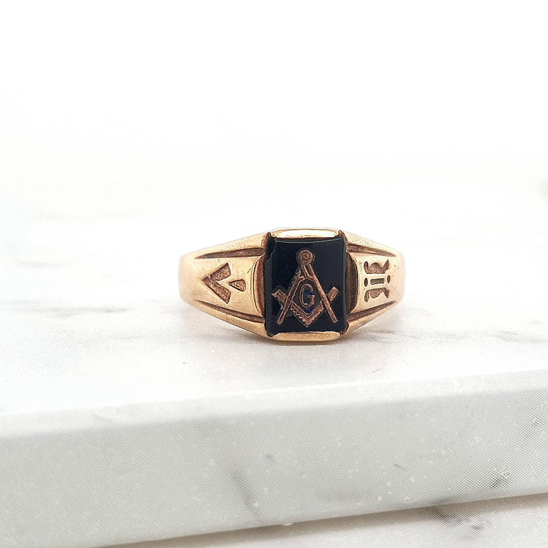 Estate 10ct Yellow Gold Onyx Masonic Signet Ring