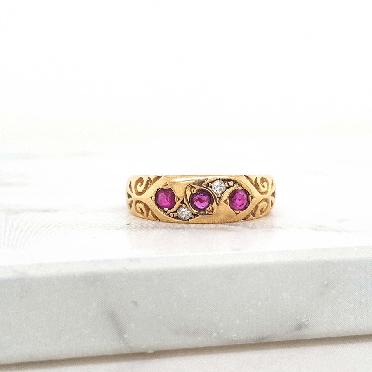 Estate 18ct Yellow Gold Ruby & Diamond Ring