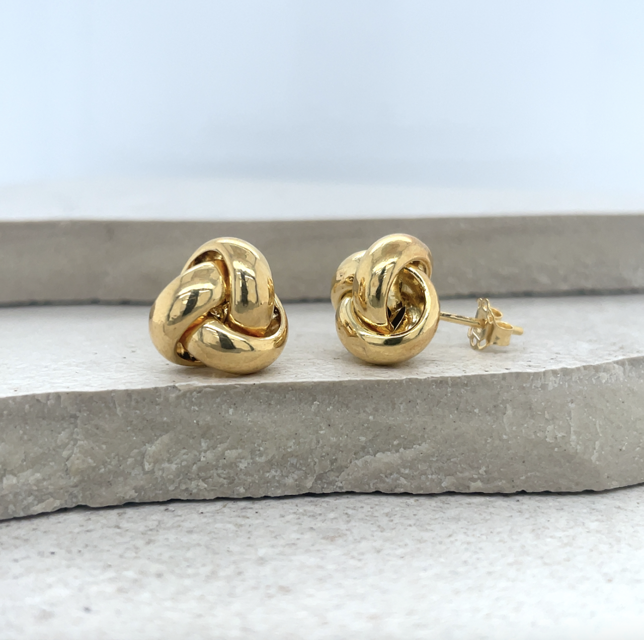 9ct Yellow Gold 11.5mm Plain Knot Stud Earrings